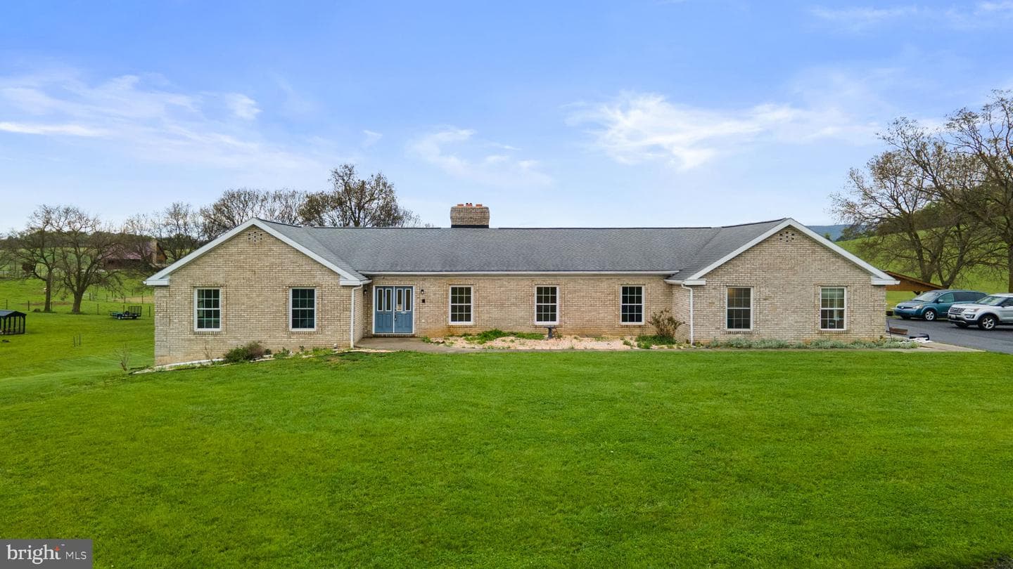 21712 Chewsville Road photo 3