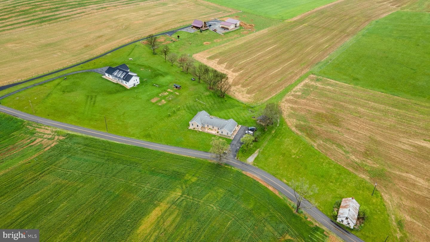 21712 Chewsville Road photo 54
