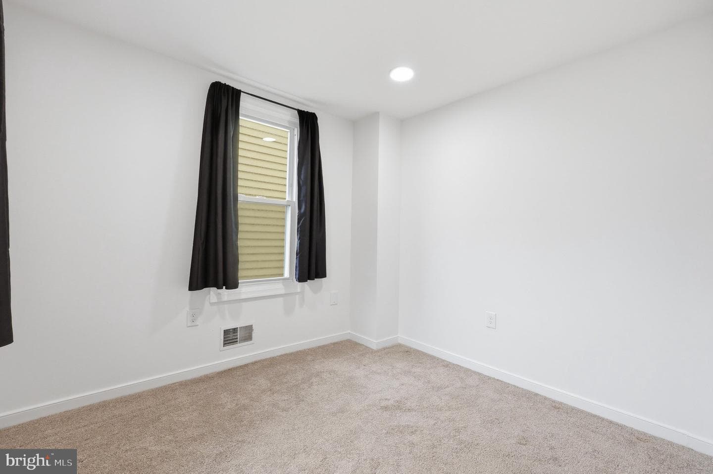 827 Chestnut Street photo 21