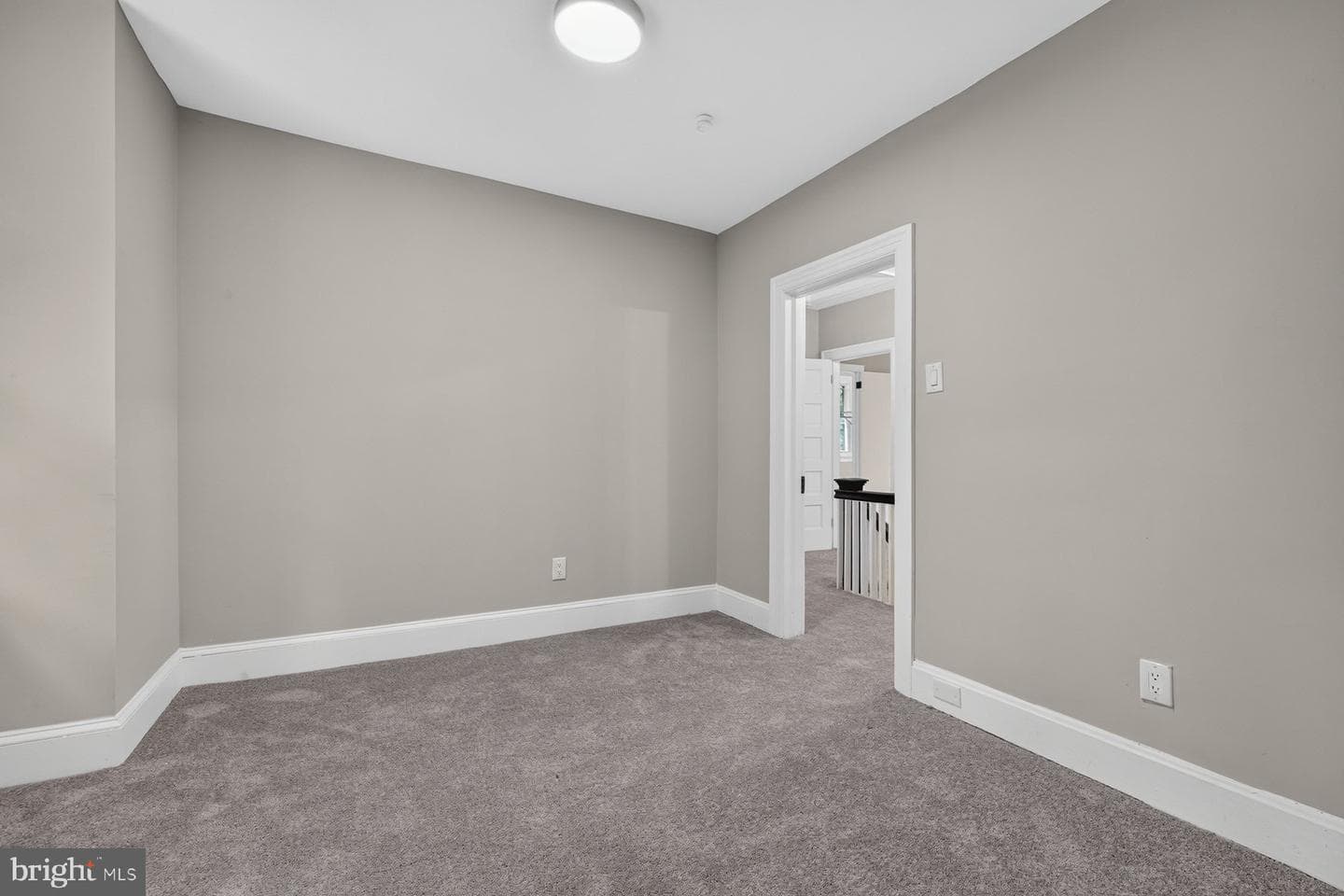 25546 Military Road photo 22