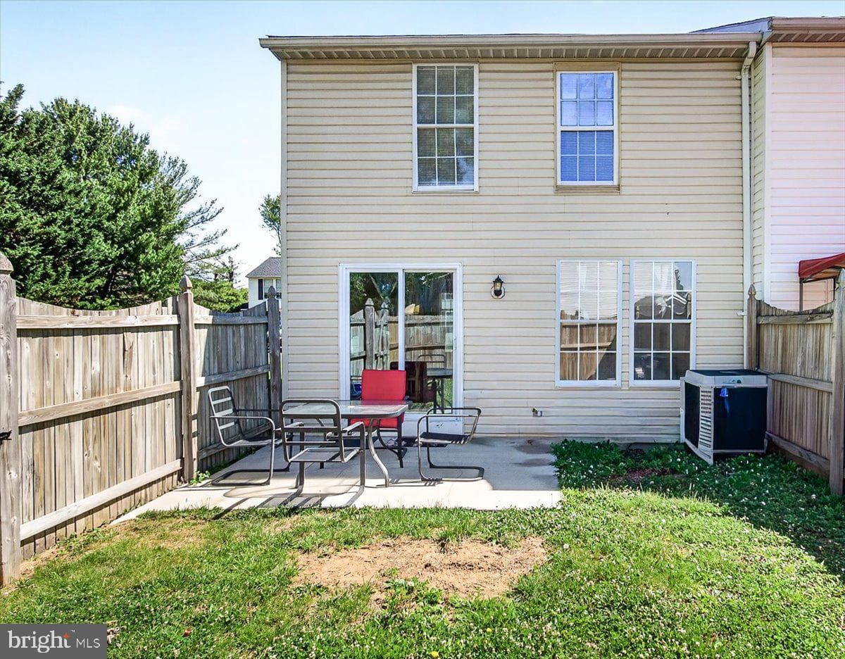 1525 Iris Court photo 29
