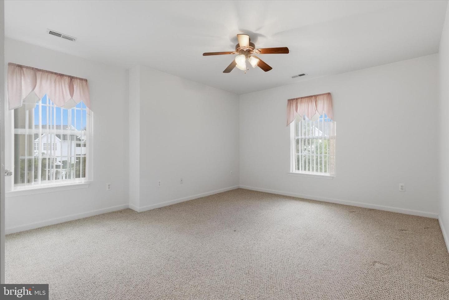 2029 Windsong Drive photo 27