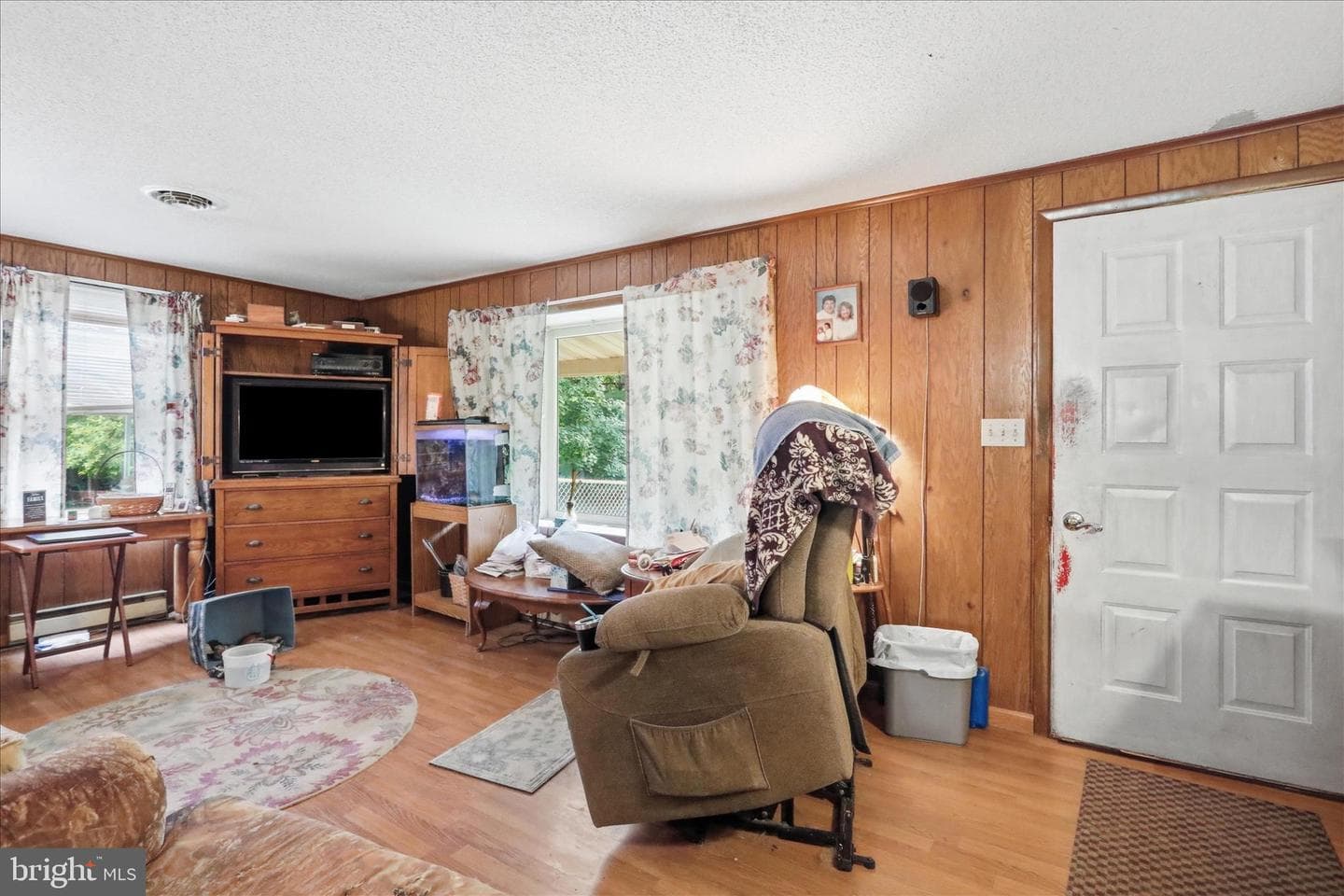 2529 Chestnut Grove Road photo 4