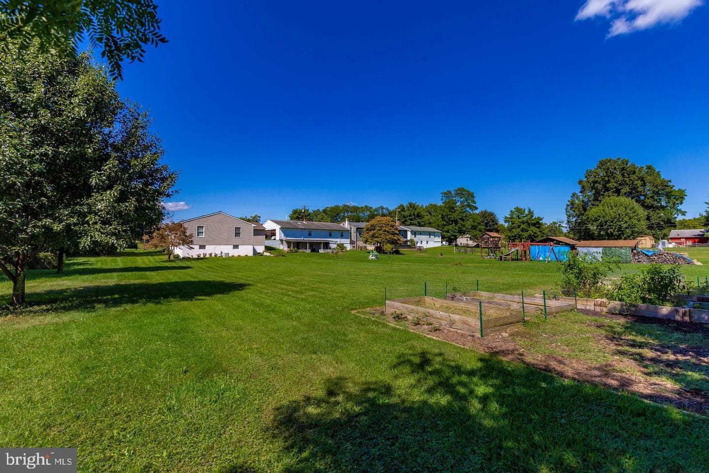 12225 W Lawn Lane photo 44
