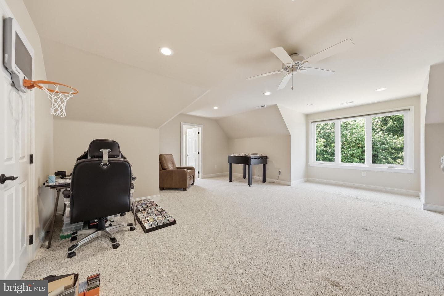 9706 Redamar Drive photo 38