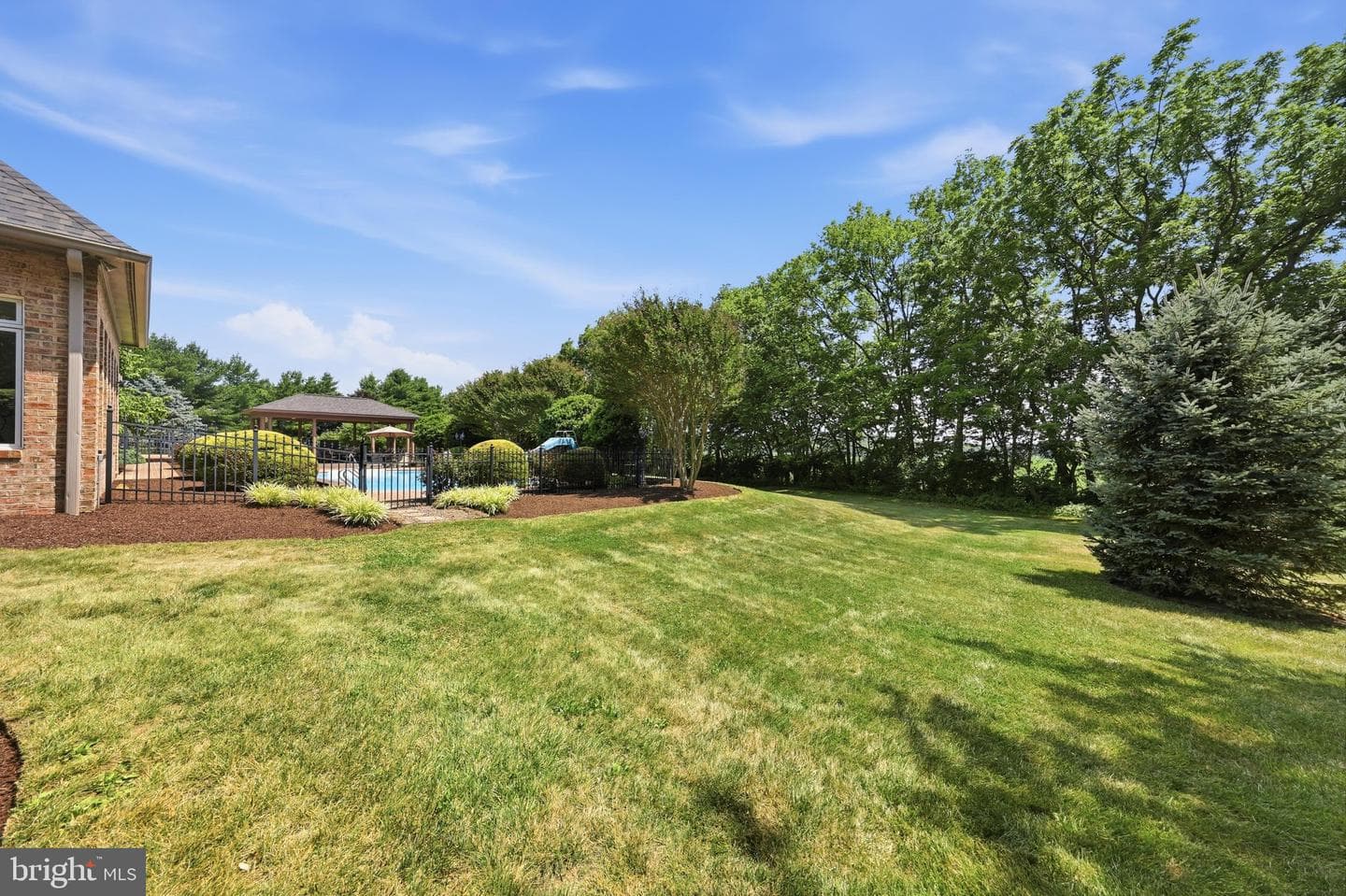 9706 Redamar Drive photo 69