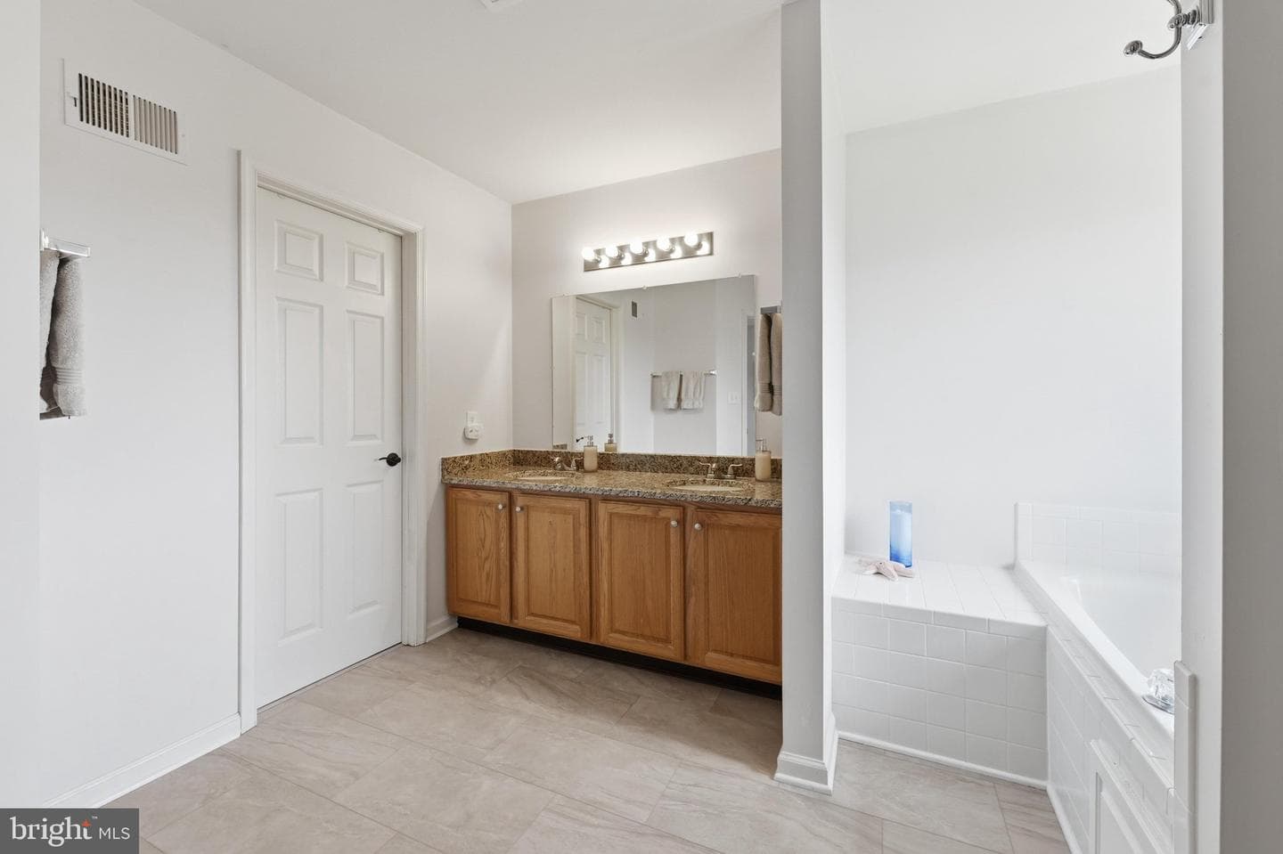 1257 Lindsay Lane photo 28