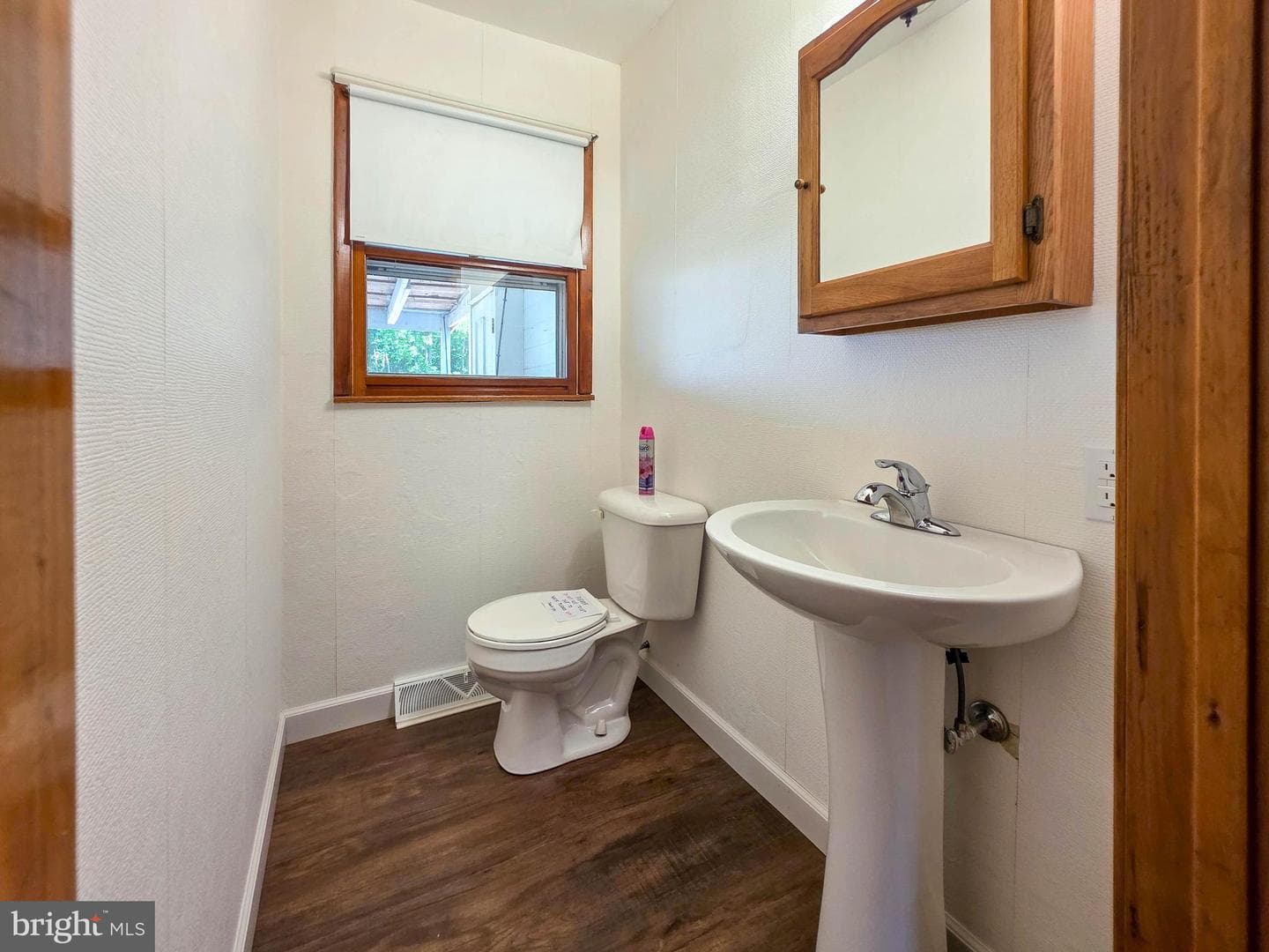 8522 Neck Road photo 11