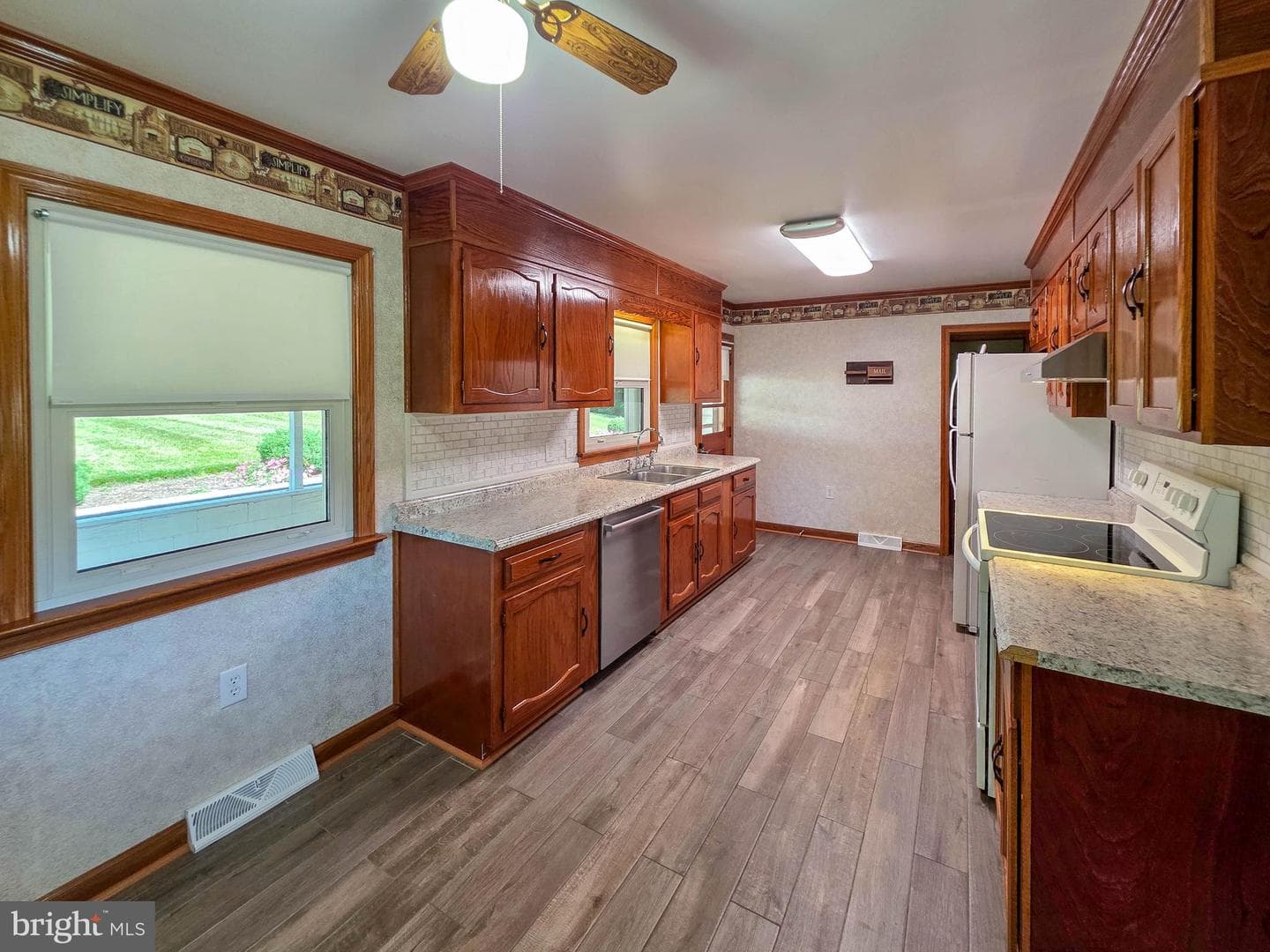 8522 Neck Road photo 8