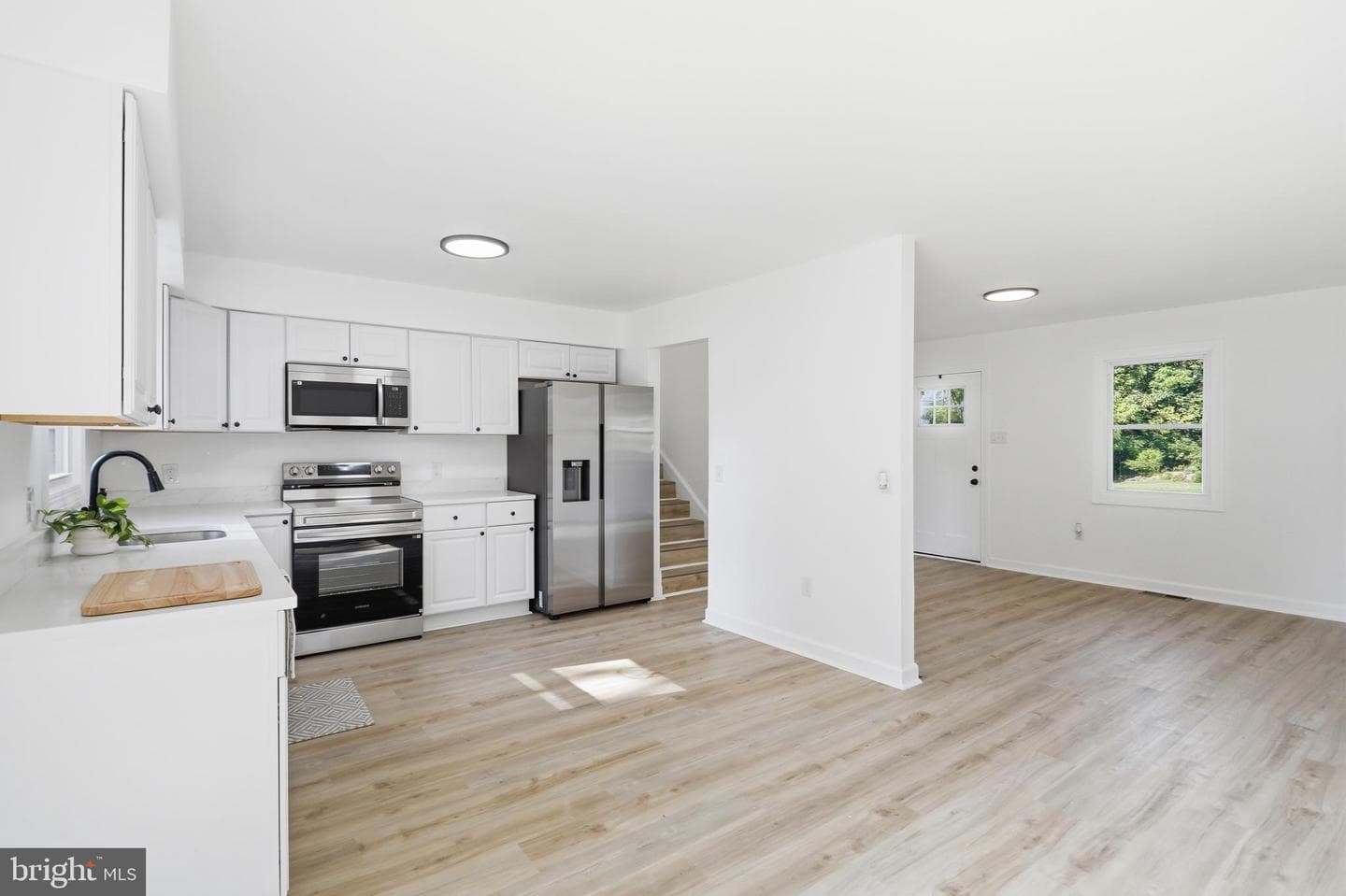 920 Linwood Road photo 11