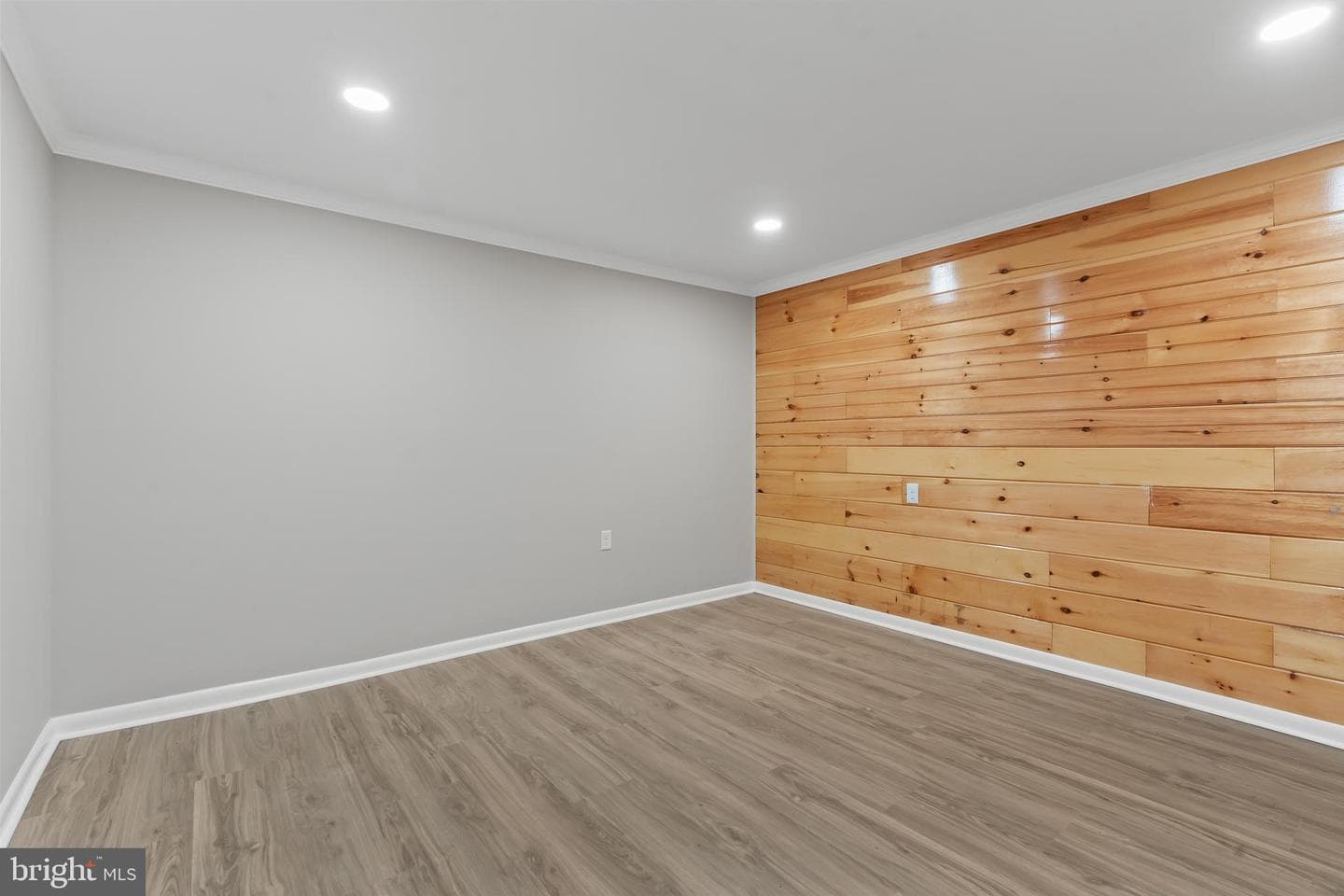 9838 Garis Shop Road photo 60