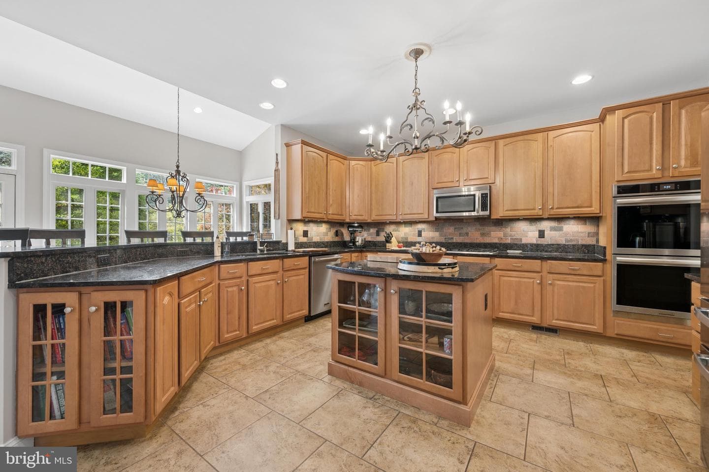 9808 Pembroke Drive photo 31