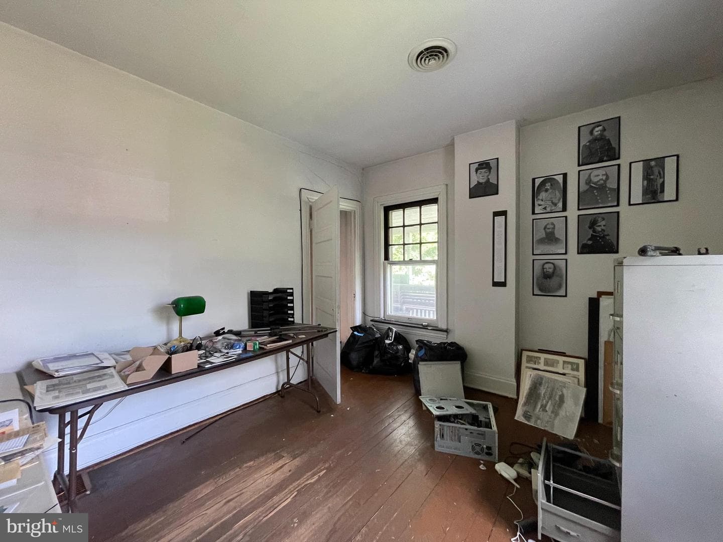 6 Grand Street photo 3