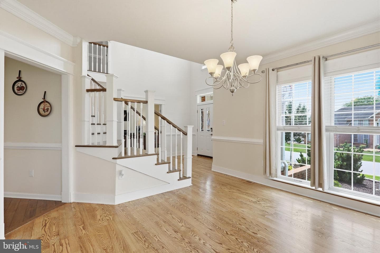 10738 Apple Tree Ln photo 13
