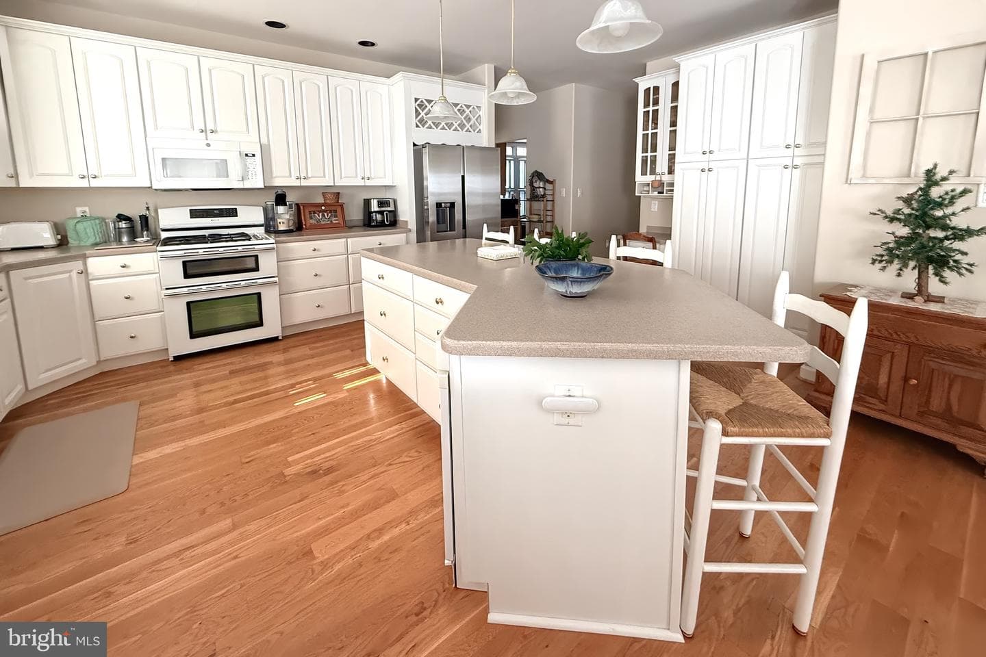 18722 Fountain Terrace photo 14
