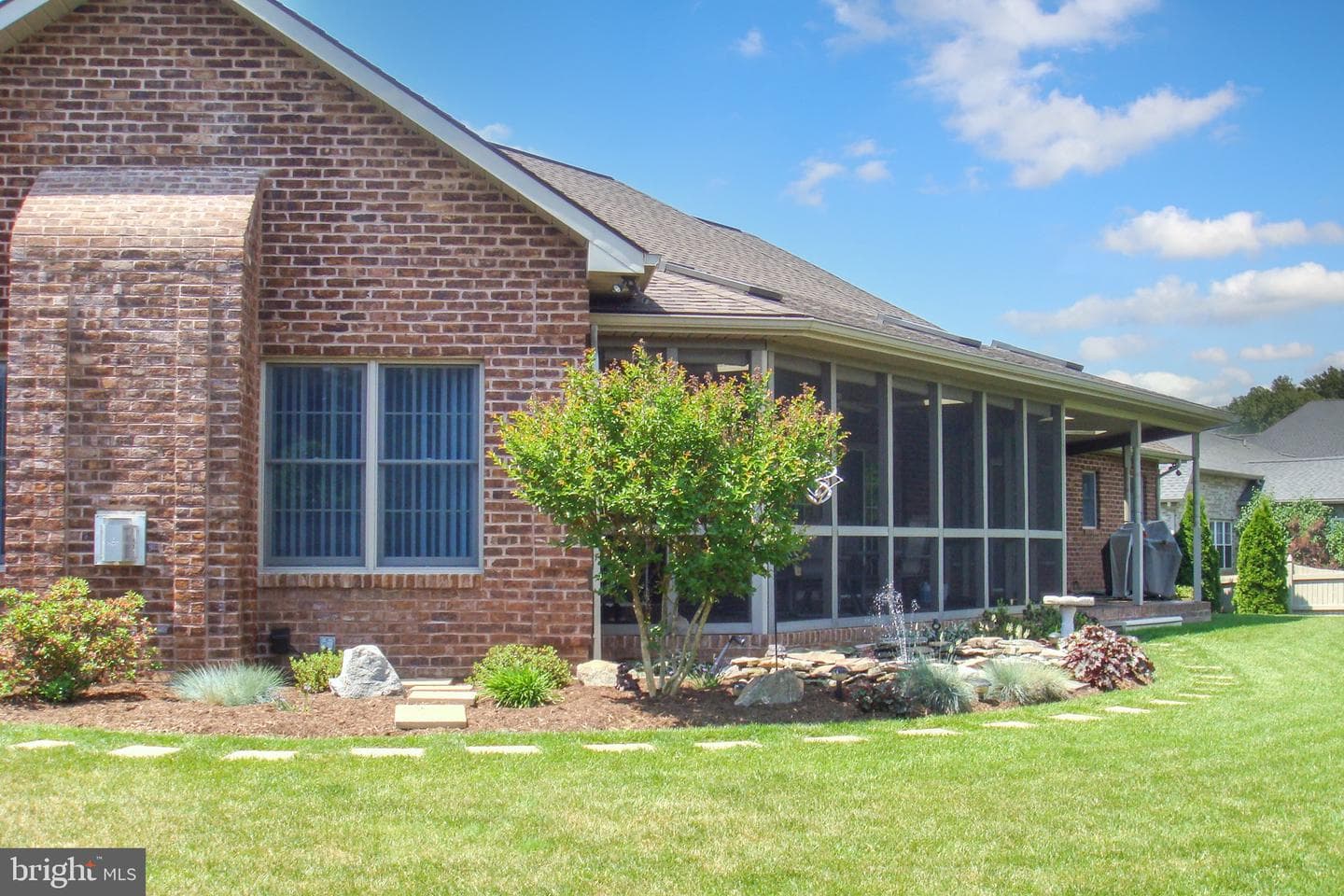 18722 Fountain Terrace photo 33