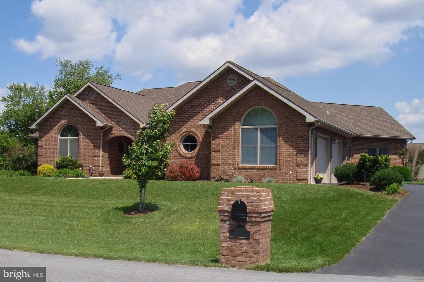 18722 Fountain Terrace photo 5