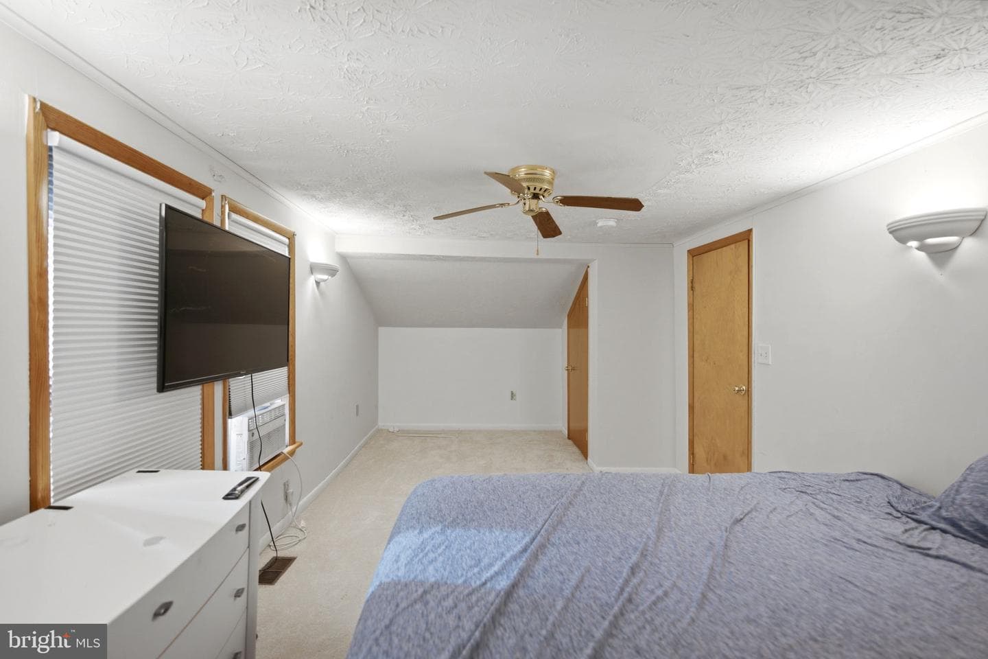 221 Dale Street photo 16