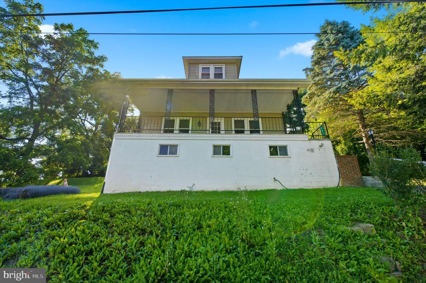 221 Dale Street photo 3