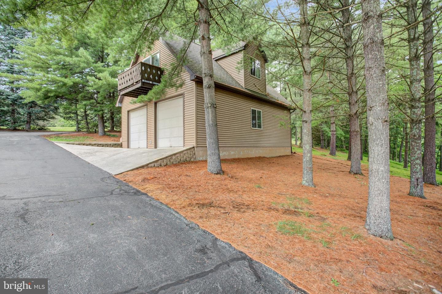 19058 Keedysville Road photo 3