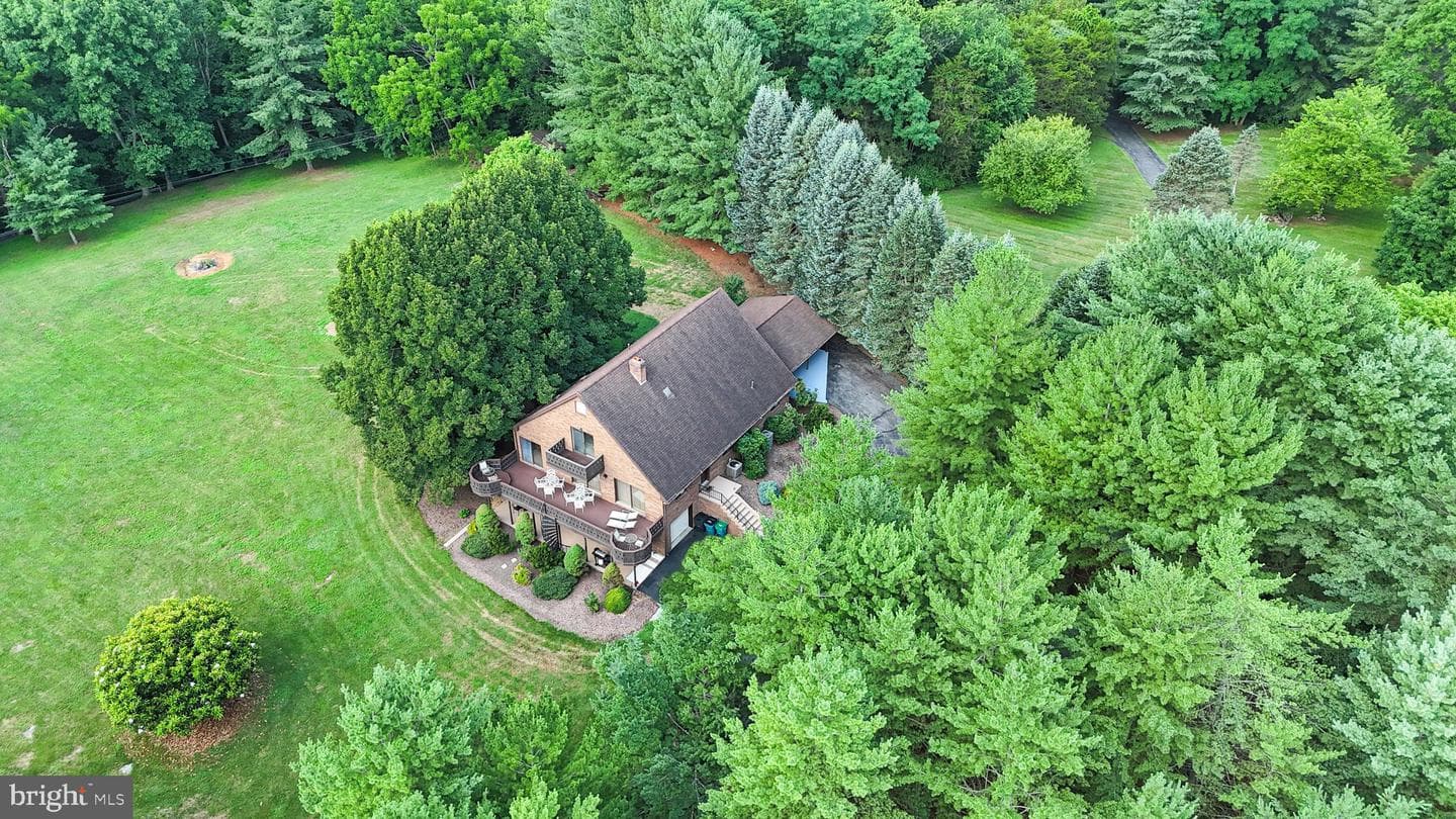 19058 Keedysville Road photo 95