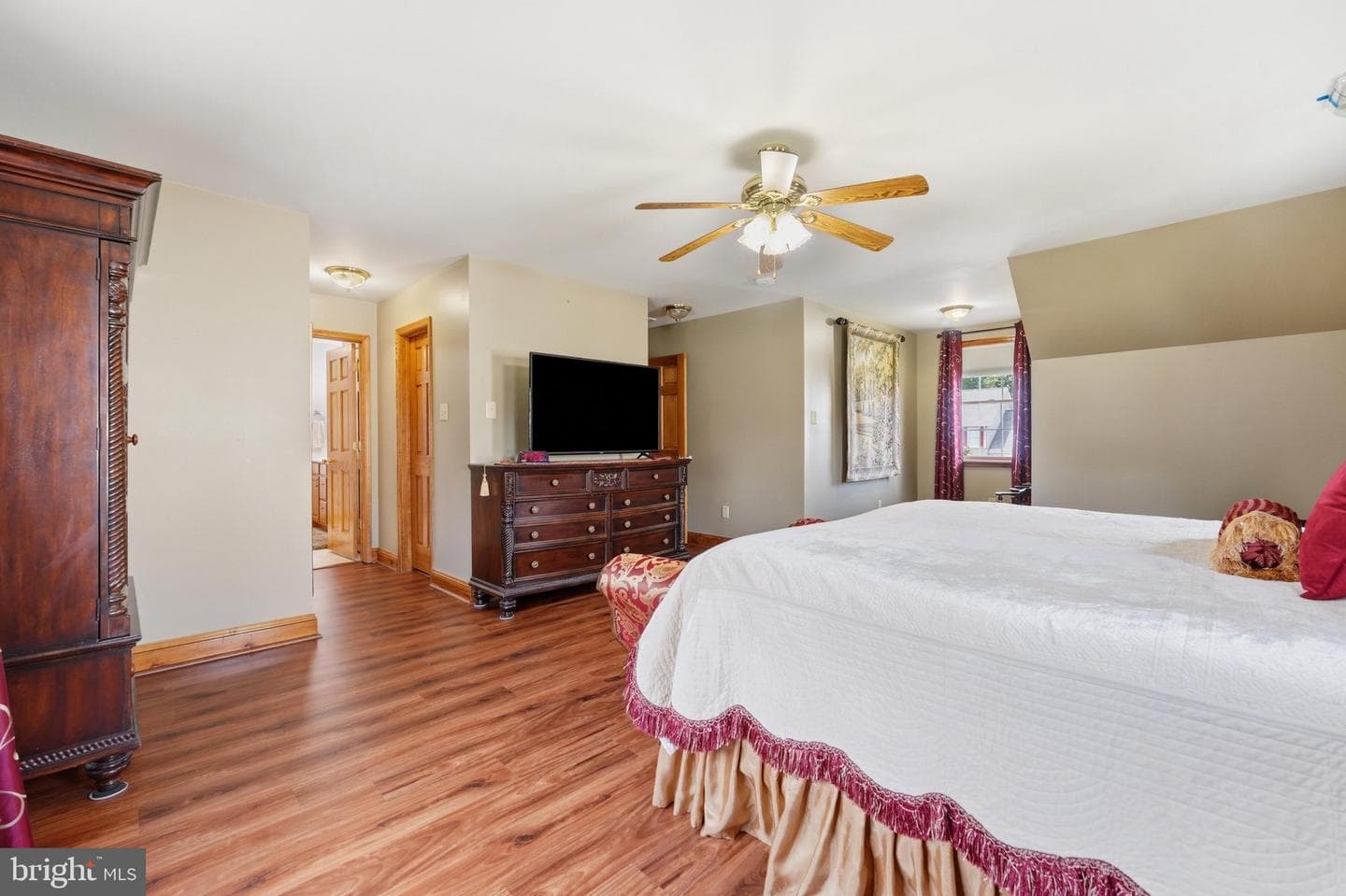 11 Thompson Court photo 24