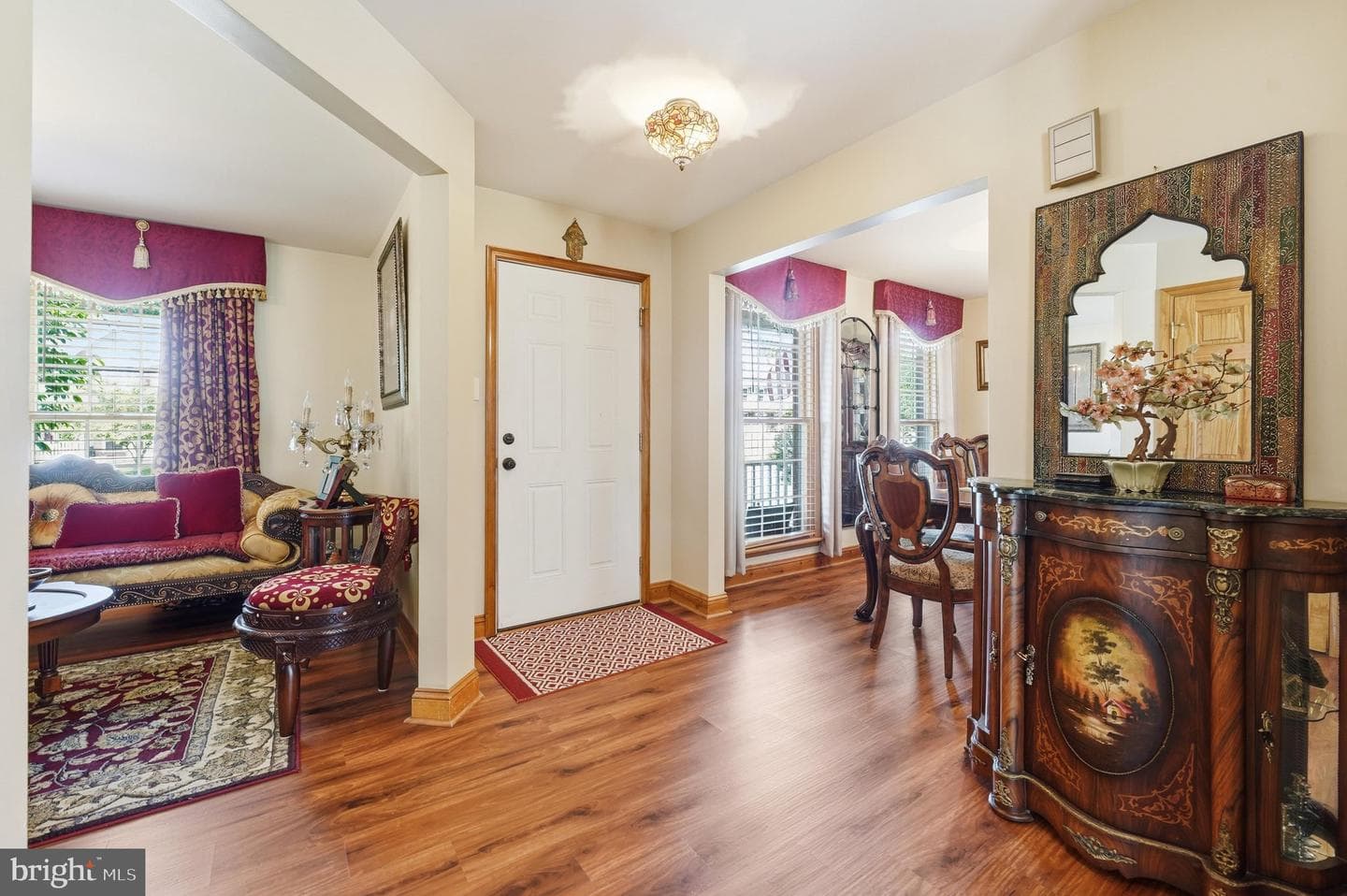 11 Thompson Court photo 3