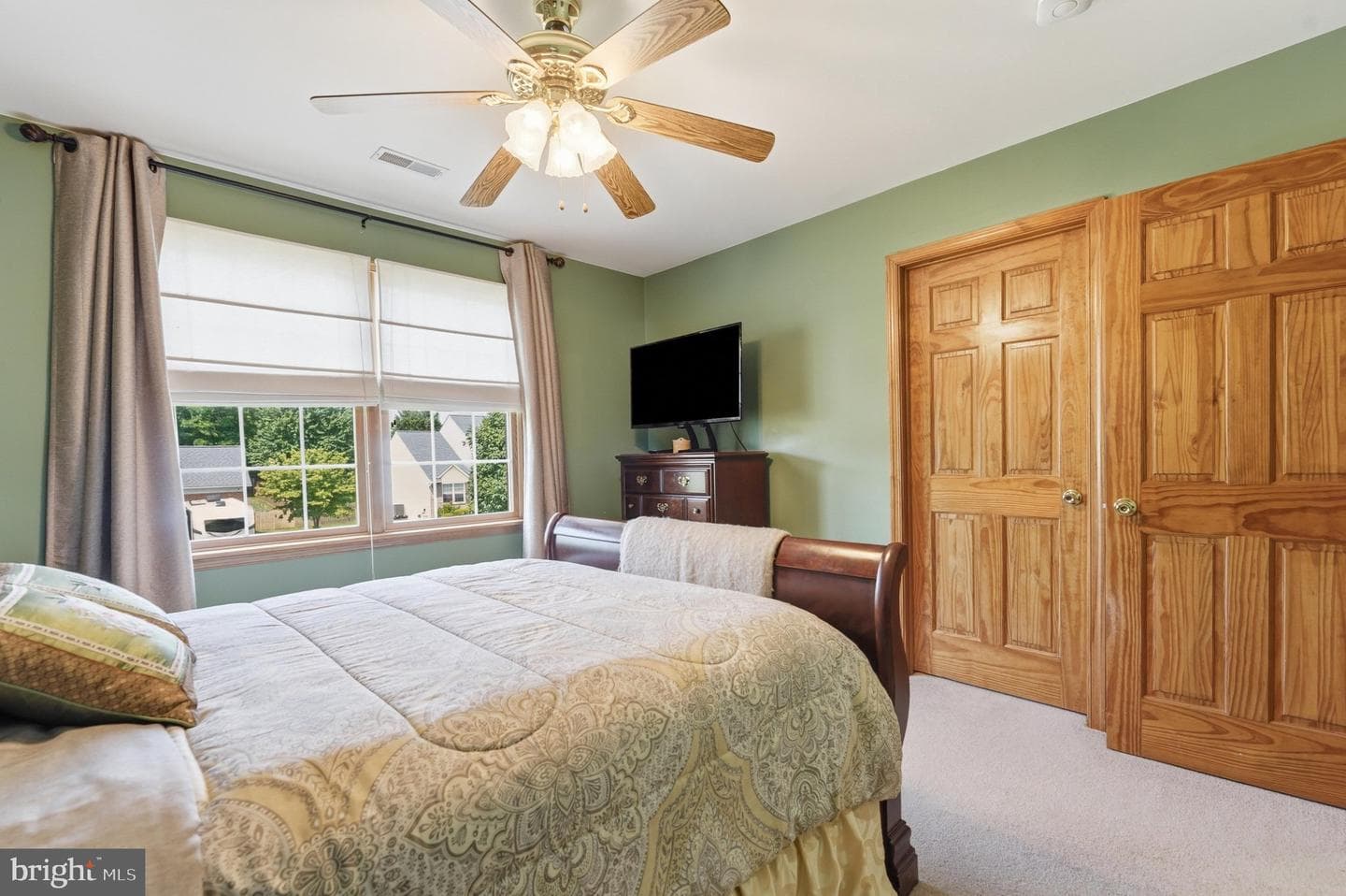 11 Thompson Court photo 33