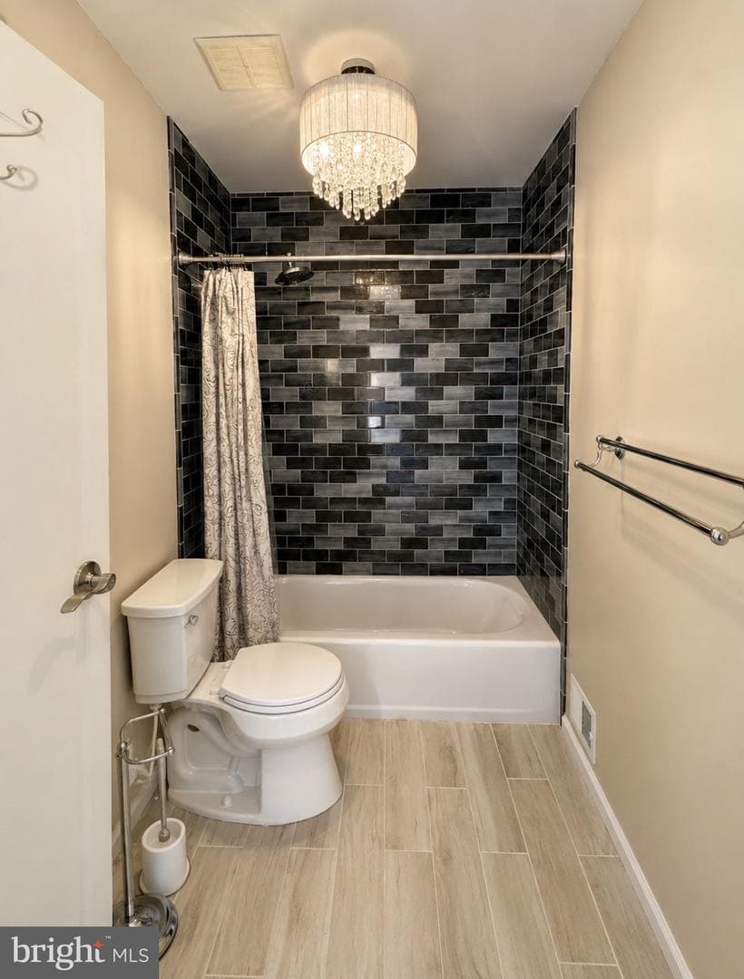 17904 Hickory Lane photo 3