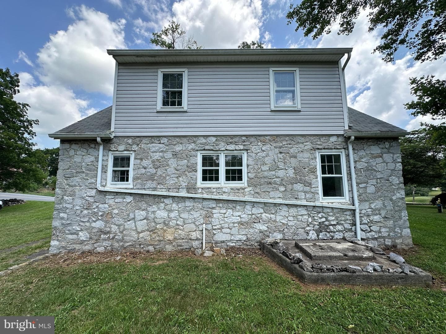17905 Broadfording Road photo 8