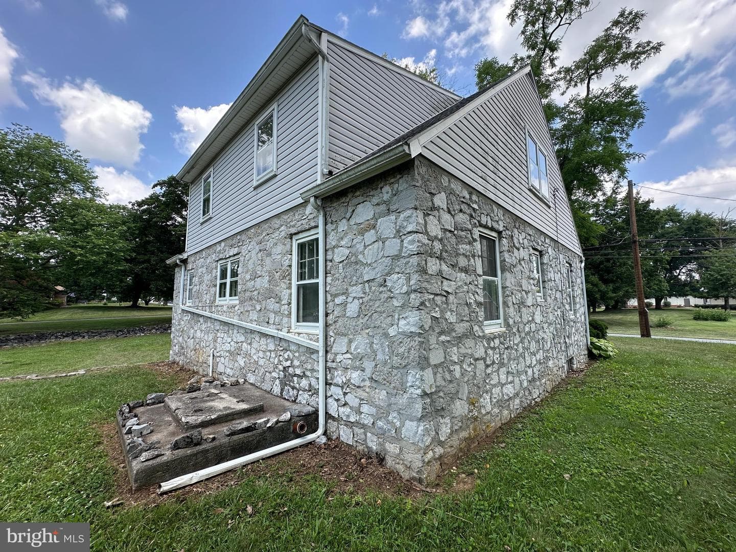 17905 Broadfording Road photo 9