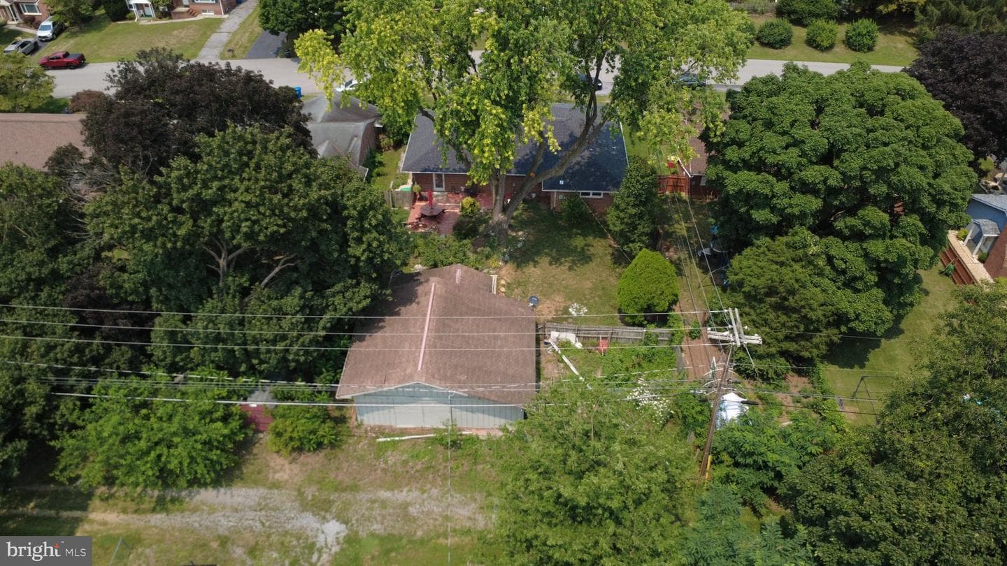 16827 Hampton Road photo 4