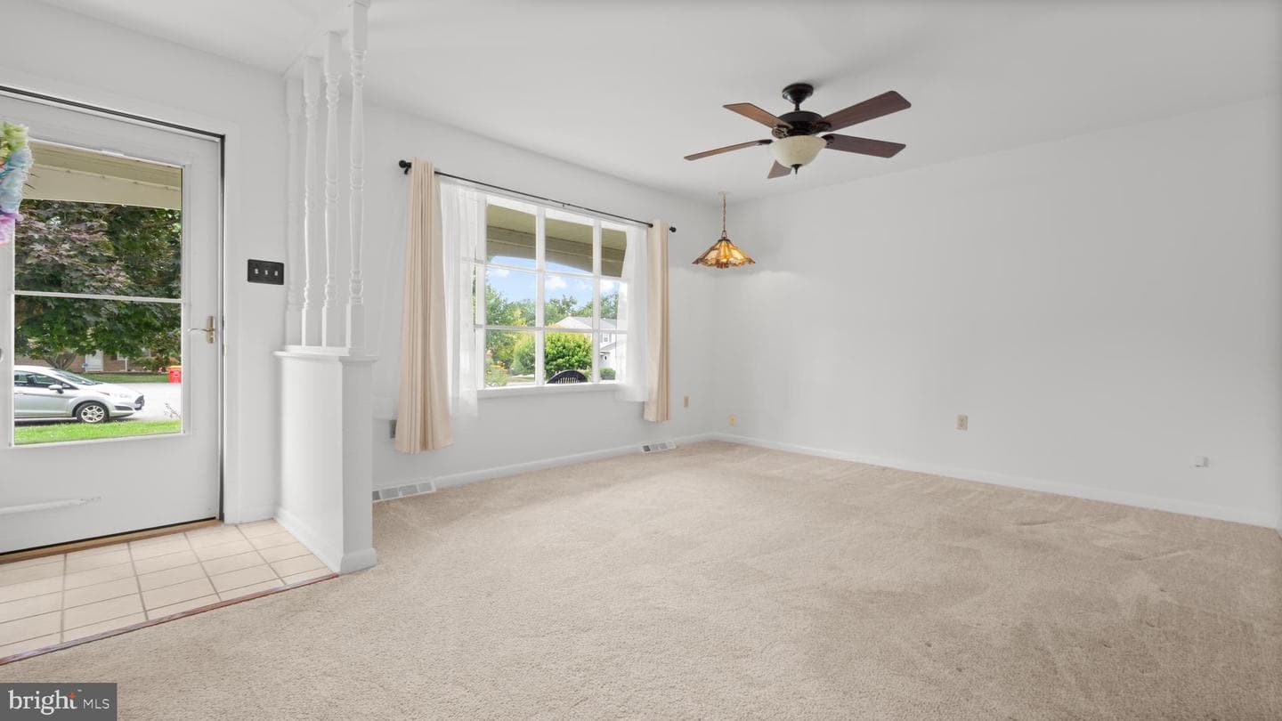 309 Kingswood Terrace photo 6