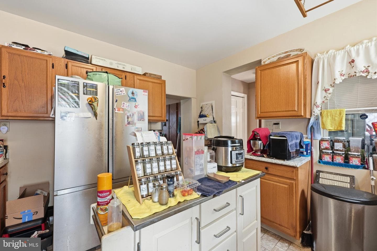 331 Jefferson Street photo 11