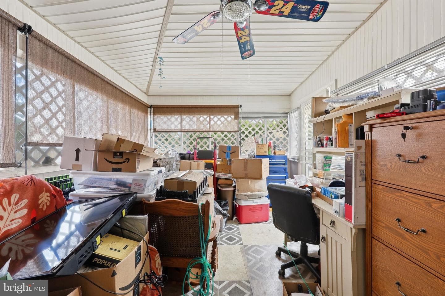 331 Jefferson Street photo 21