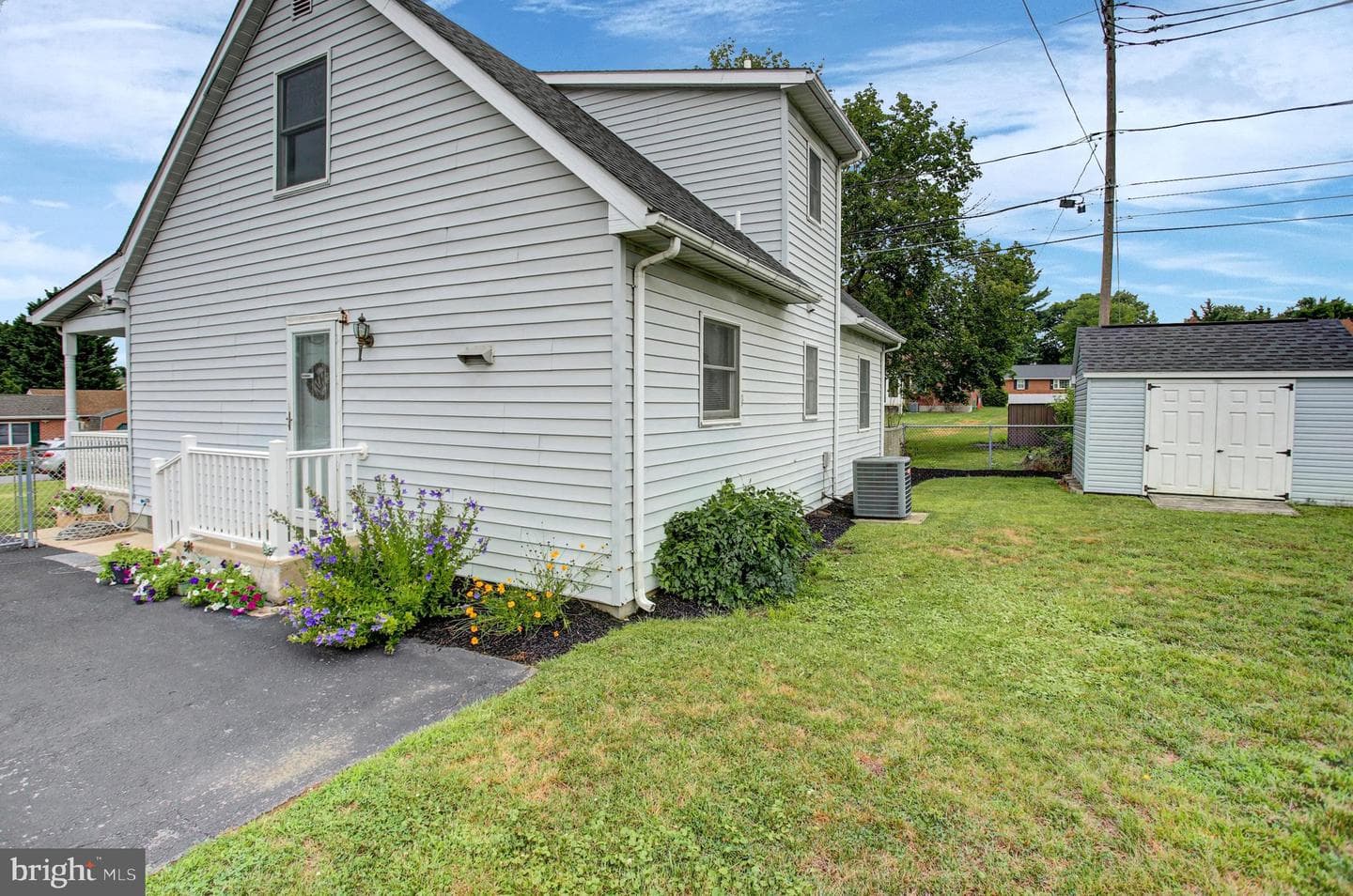 17203 Amber Drive photo 32