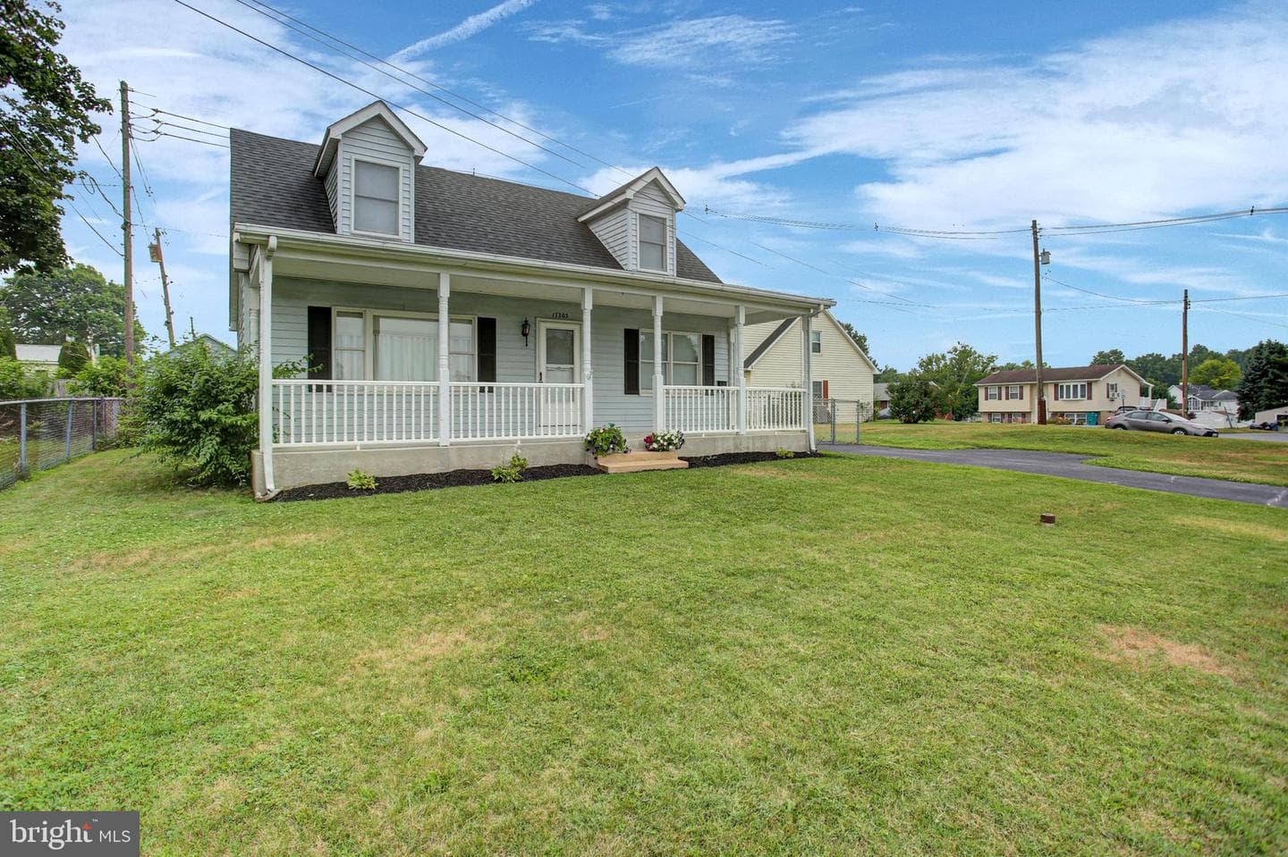 17203 Amber Drive photo 4