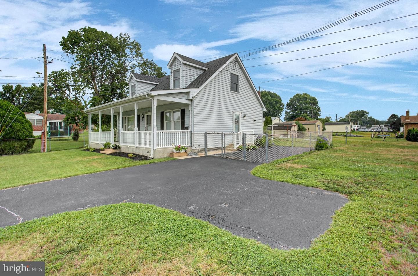 17203 Amber Drive photo 5