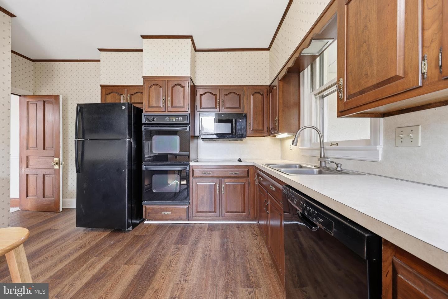 421 Jefferson Street photo 13