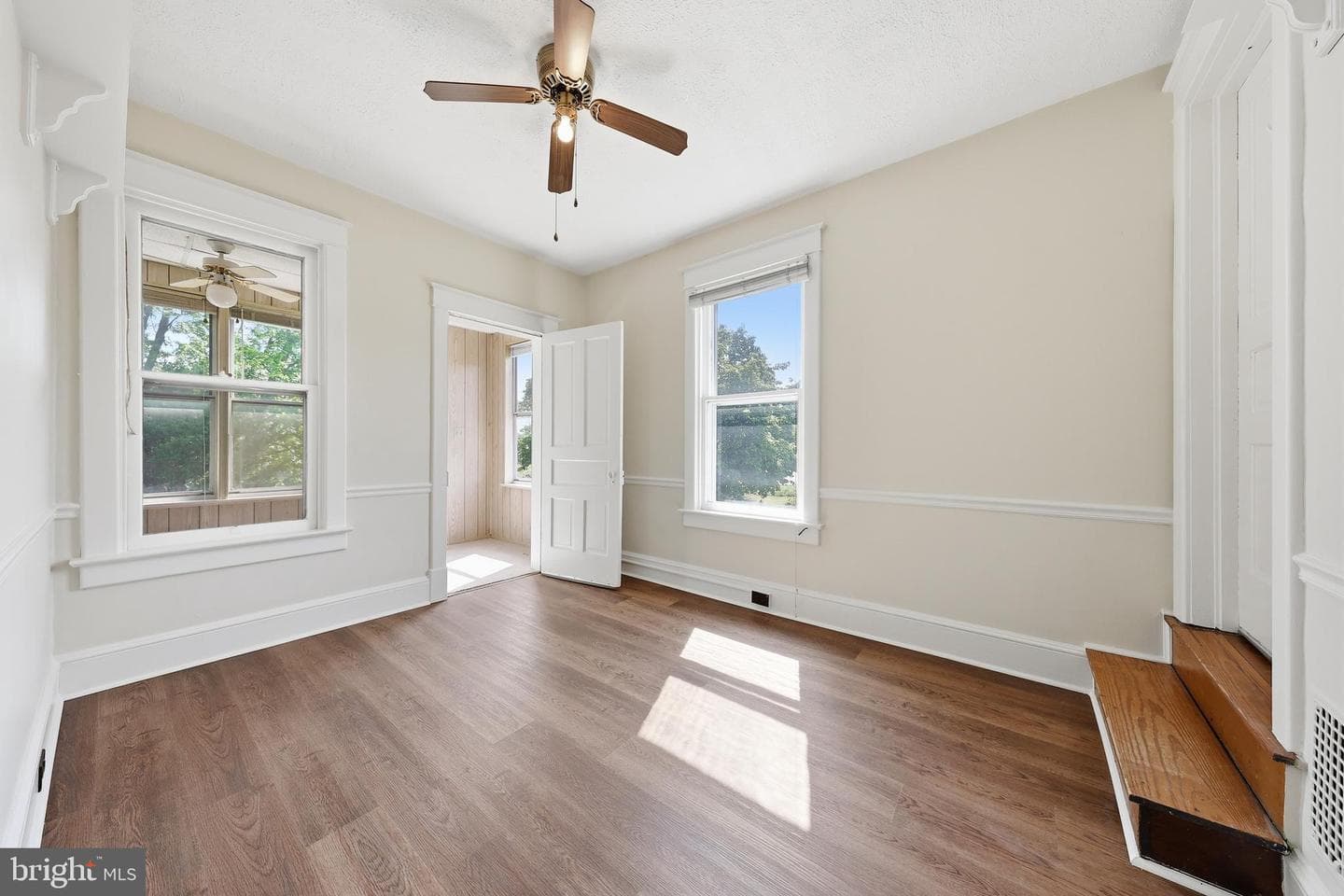421 Jefferson Street photo 23