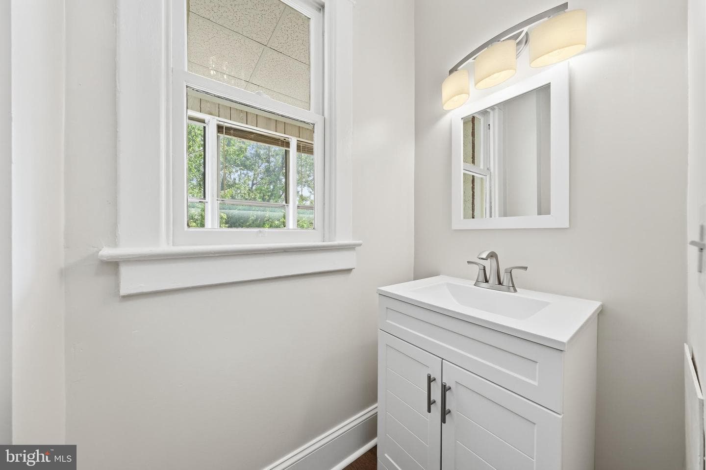 421 Jefferson Street photo 28