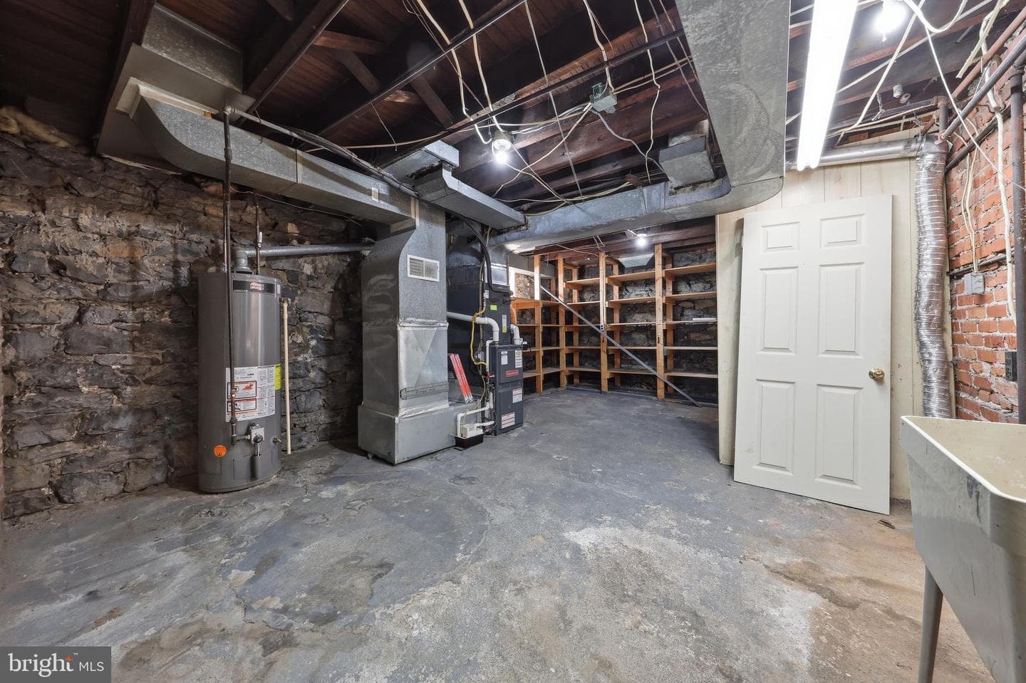 421 Jefferson Street photo 35