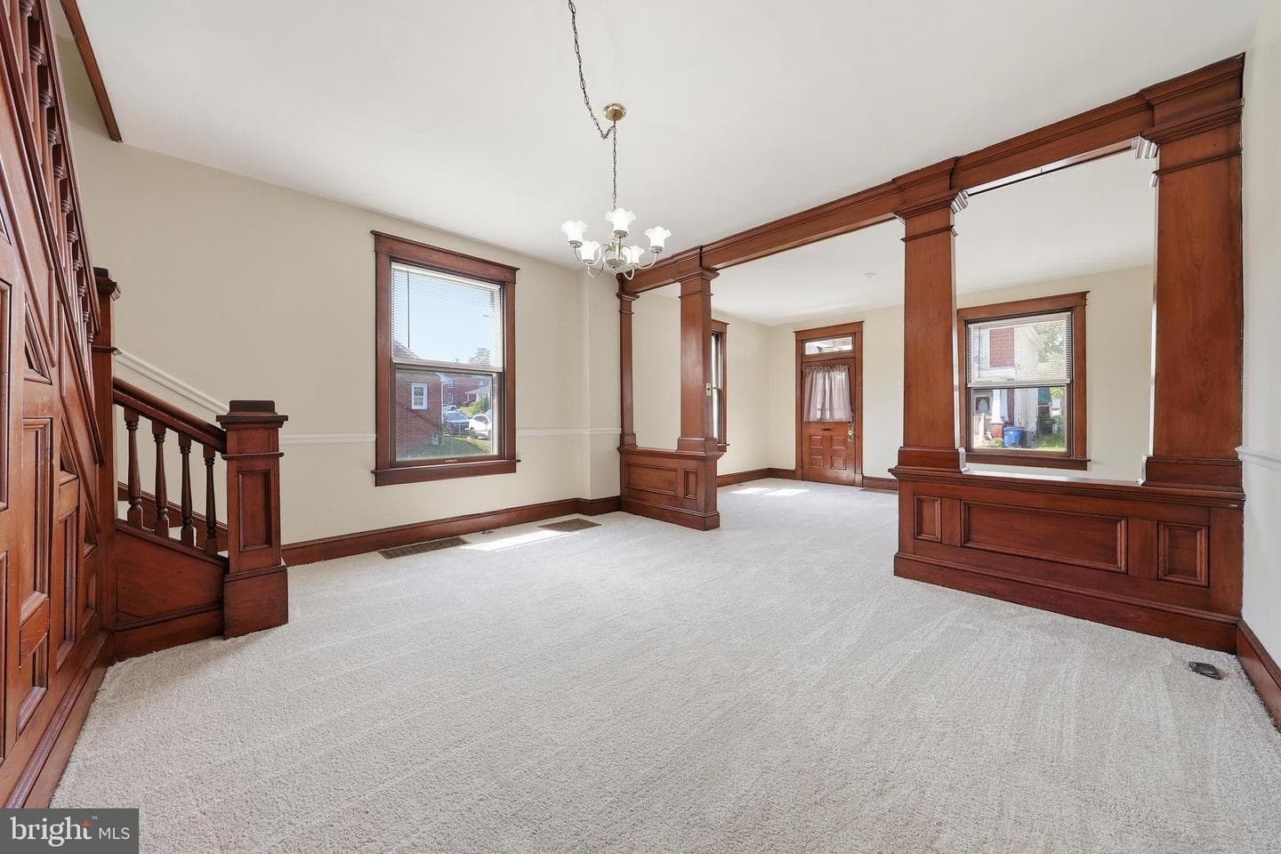 421 Jefferson Street photo 8