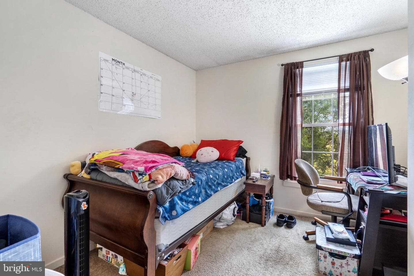 246 Lily Court photo 15