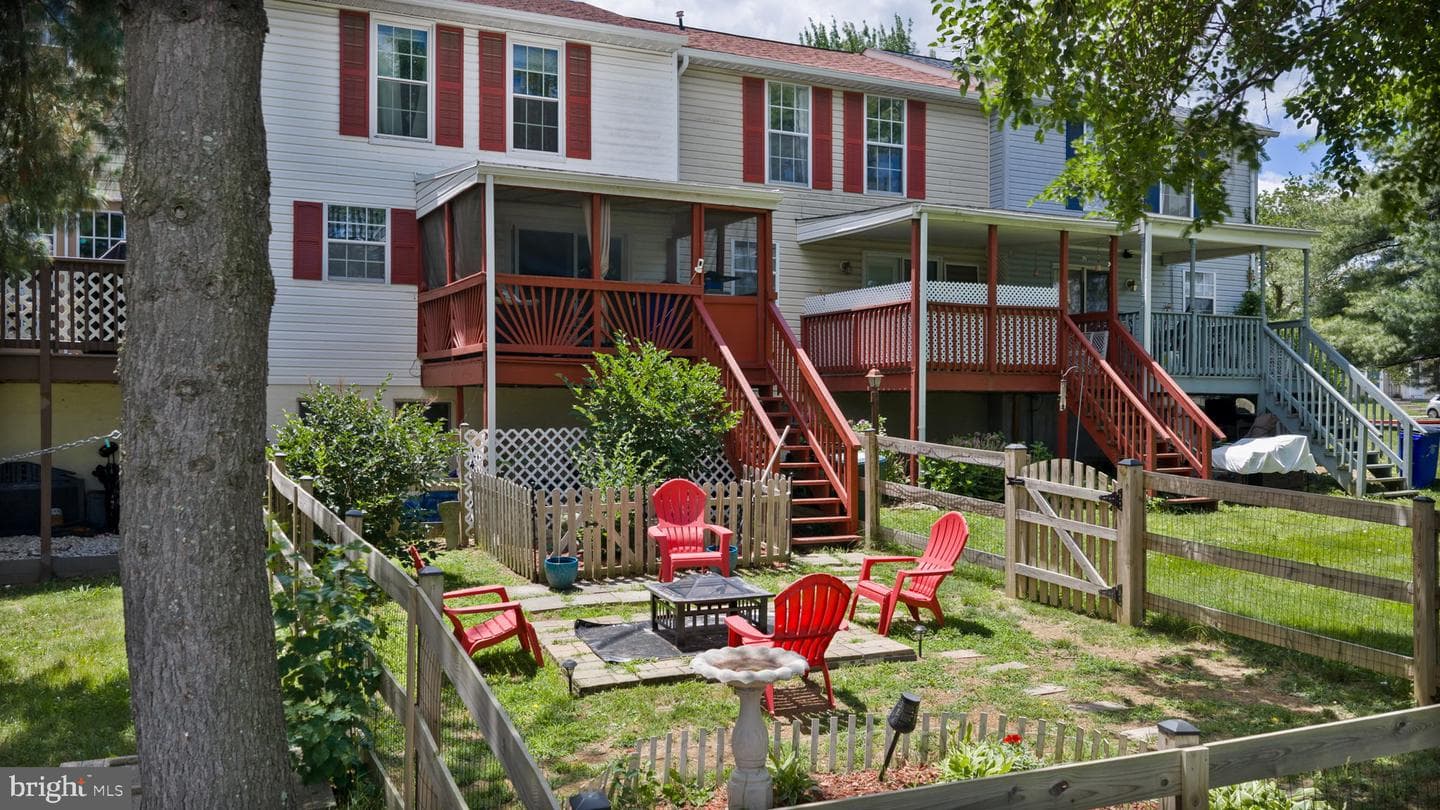 246 Lily Court photo 29
