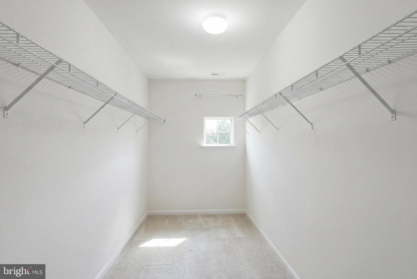 215 Monument Drive photo 31