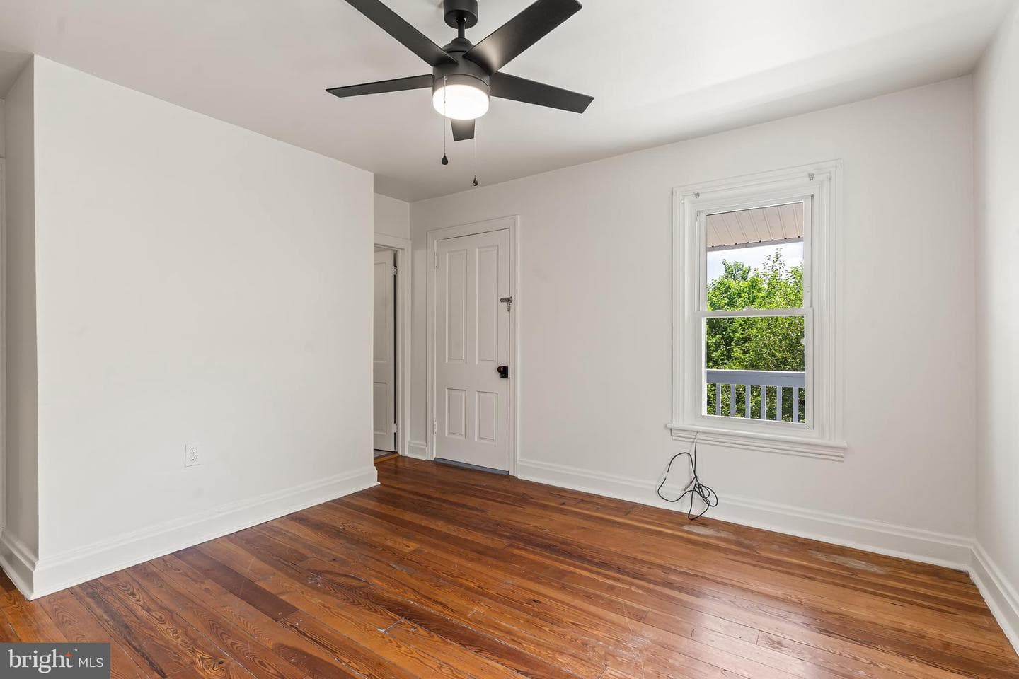602 Guilford Avenue photo 14