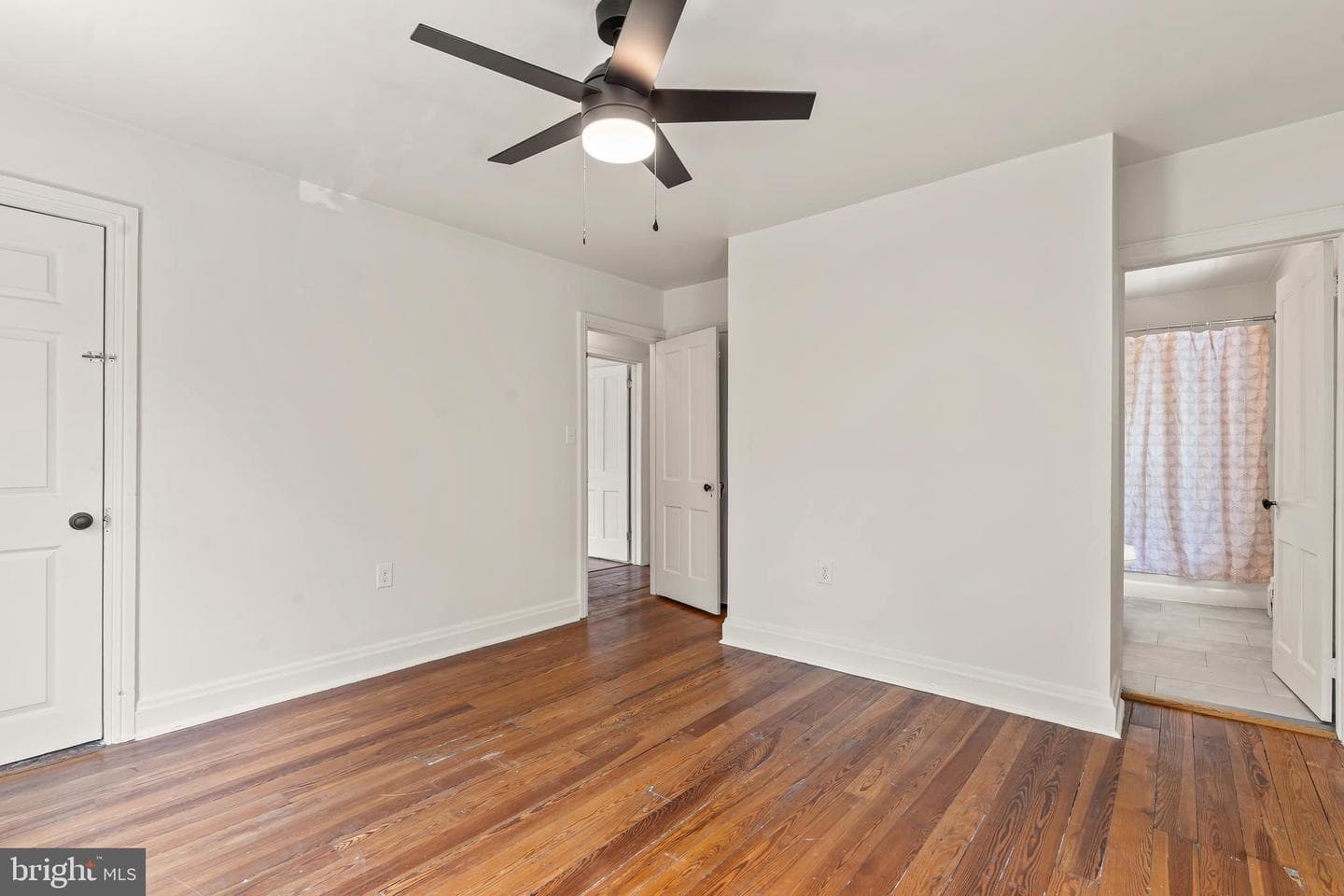 602 Guilford Avenue photo 30