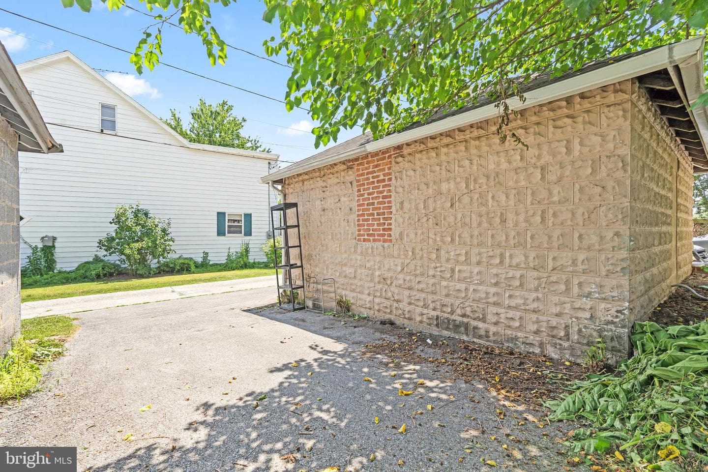 602 Guilford Avenue photo 35