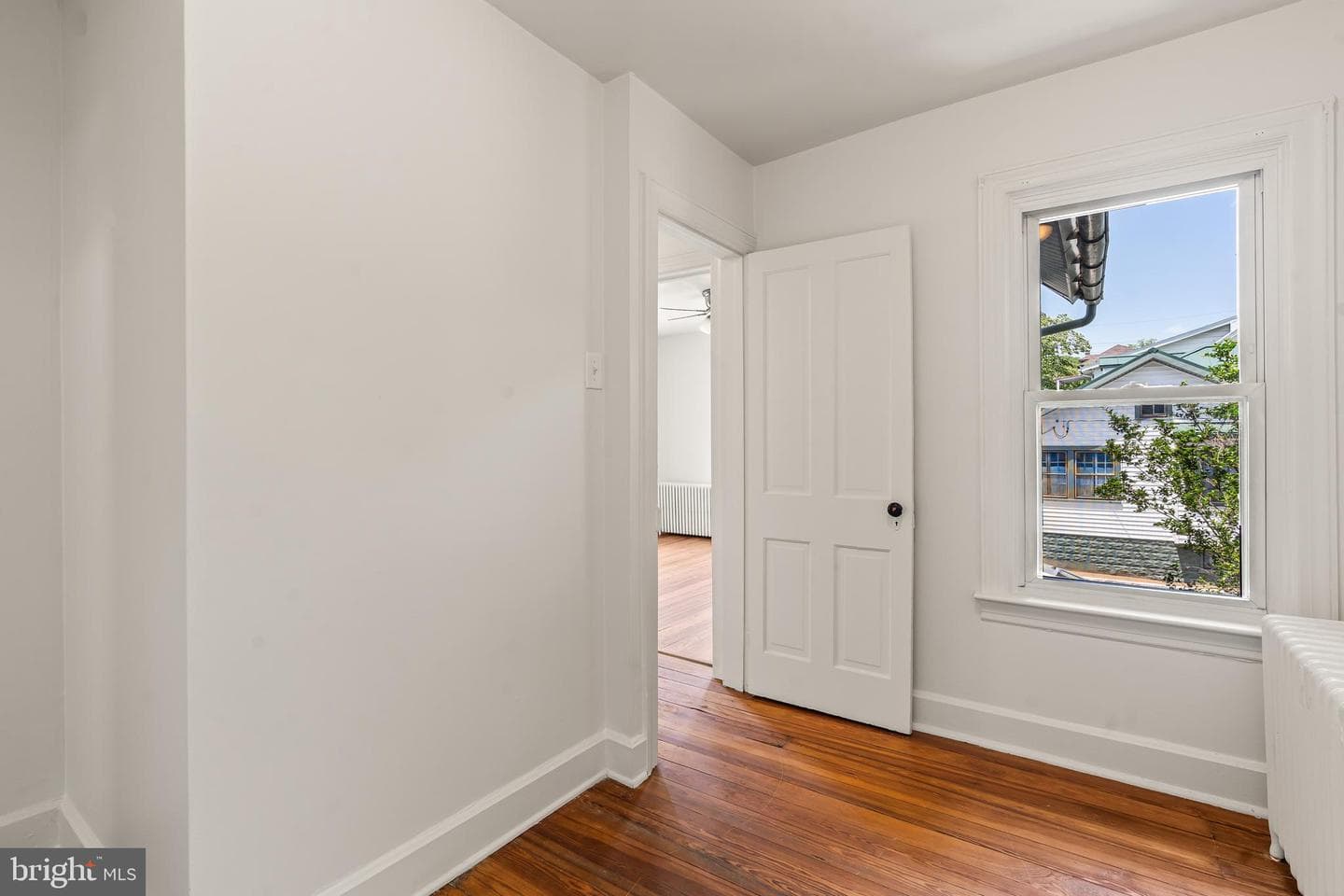 602 Guilford Avenue photo 37